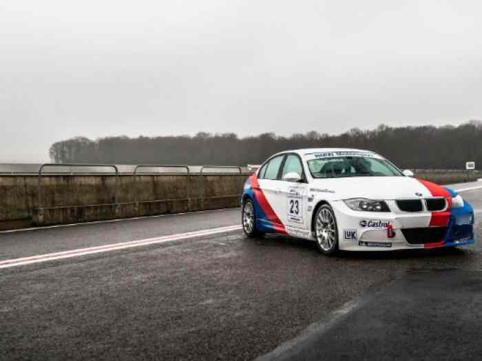 BMW 320 SI WTCC 3