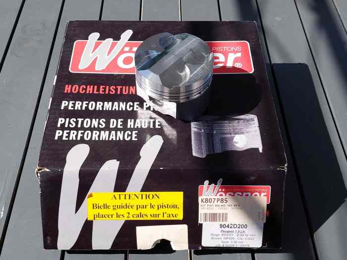 Pistons forgé Wossner Mi16 GTi16 xuj4 ...