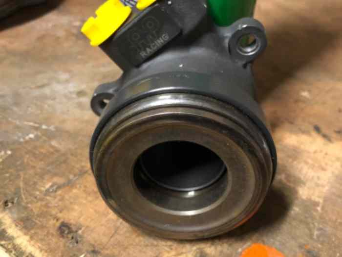 Butée centrale AP racing