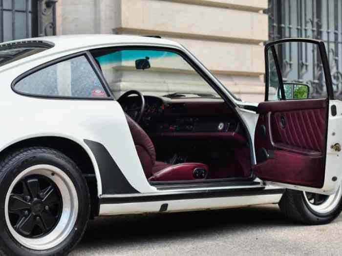 Porsche 911 Carrera 3.2 G50 4