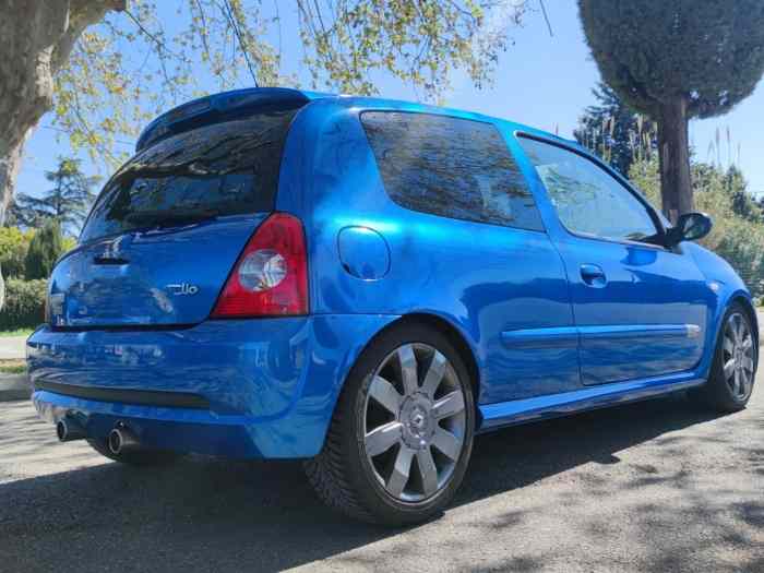 Clio 2 RS 182 bleu Artic 0