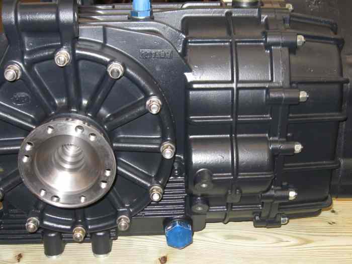 Hewland L G 500 Gearbox 1