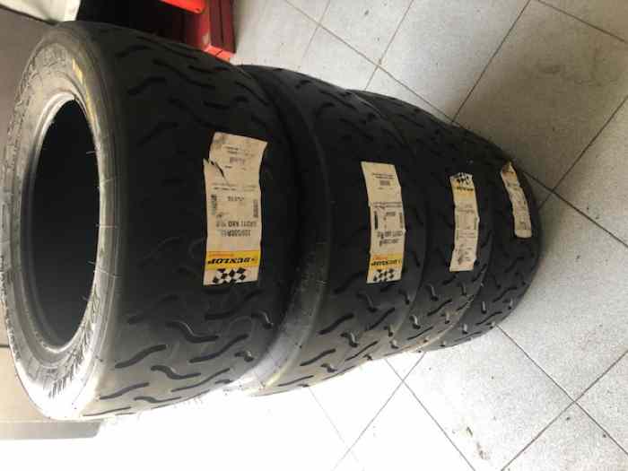 PNEUS DUNLOP 220/530R13 CR311 A8D NEUF