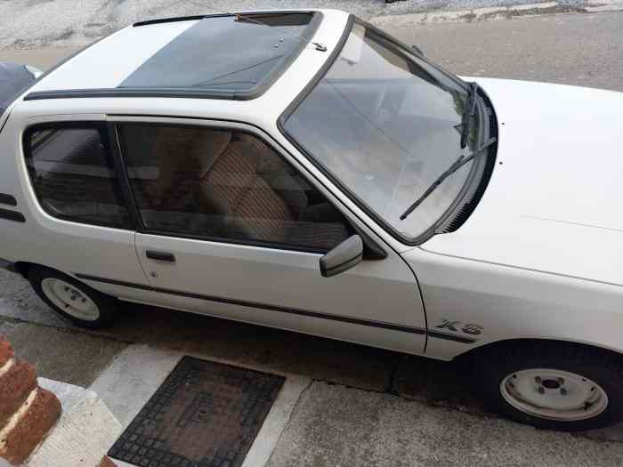 PEUGEOT 205 XS