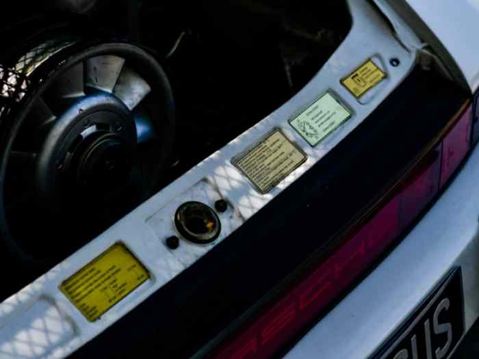 Porsche 911 3.2 Targa G50 5