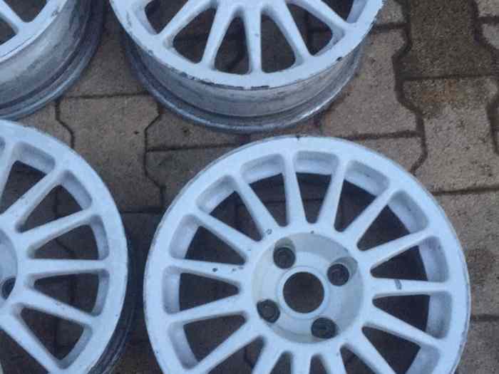 Lot 4 jantes Peugeot 206 xs volant 2