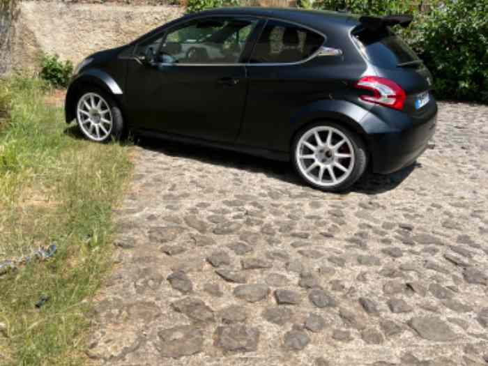 208 GTI Maxi 1