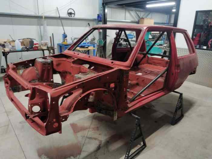 VEND CAISSE GT TURBO GROUPE N A FINIR – photo 1 sur 2