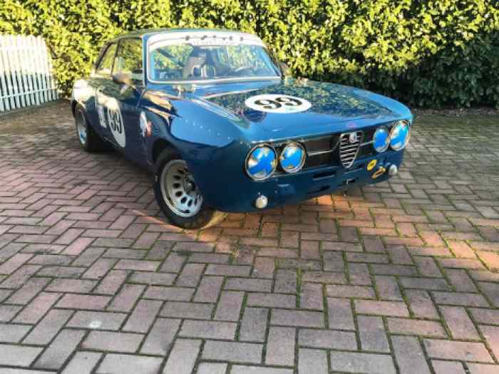 Alfa romeo 1750 GTAM Racing - 1971 2