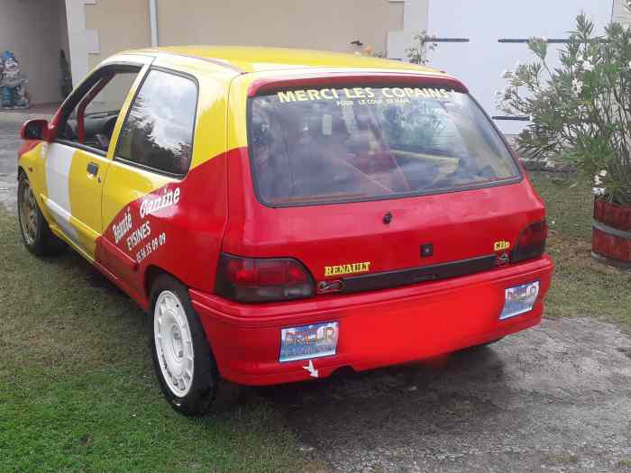 CLIO W avec ou sans Moteur RS 1