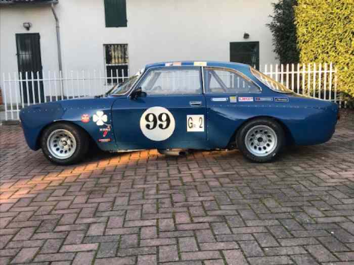 Alfa romeo 1750 GTAM Racing - 1971 3
