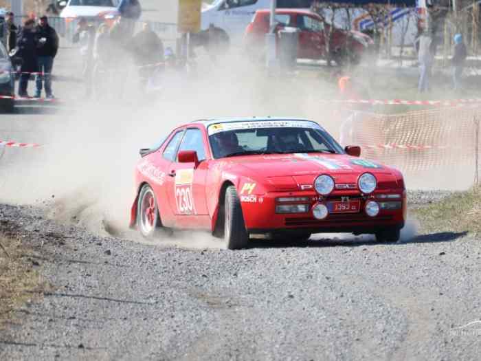 Porsche 944 Turbo 0