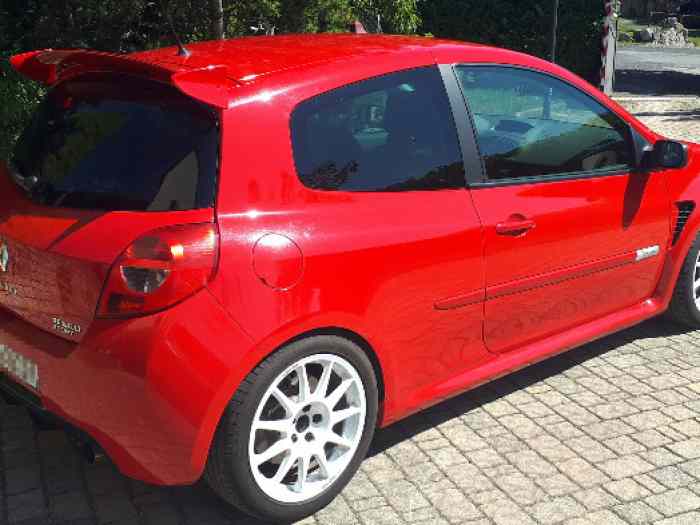 Clio 3 RS phase 1 3