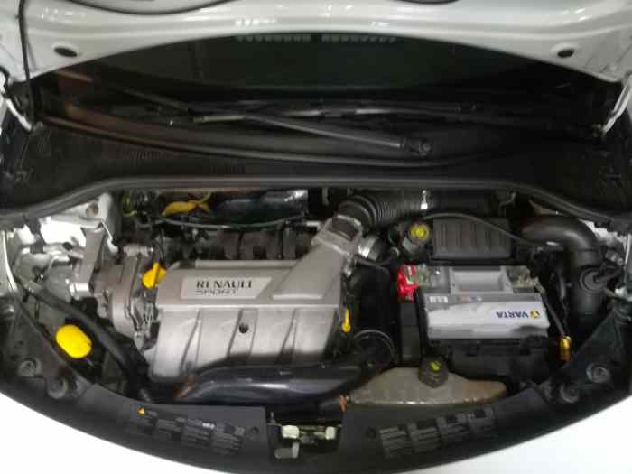 RENAULT CLIO 3 RS TROPHY 2.0 16V 203ch - Année 2010 - Moteur 5 000 Km 4