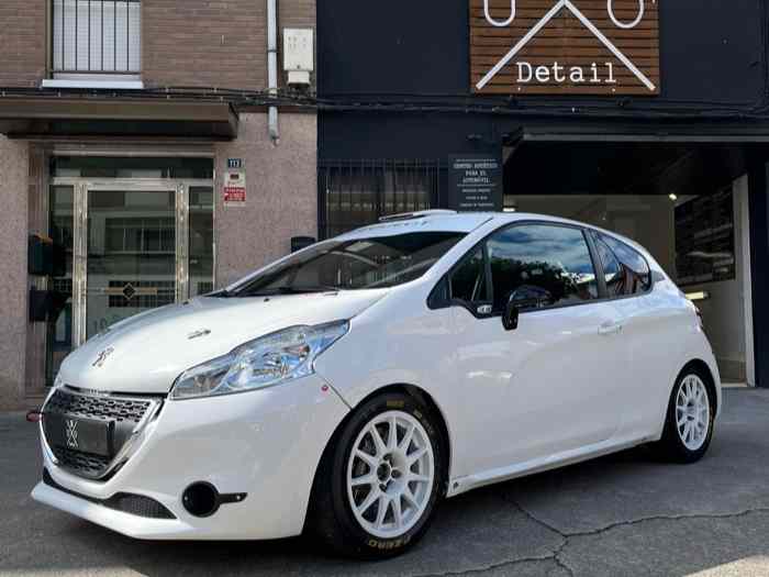 Peugeot 208 R2