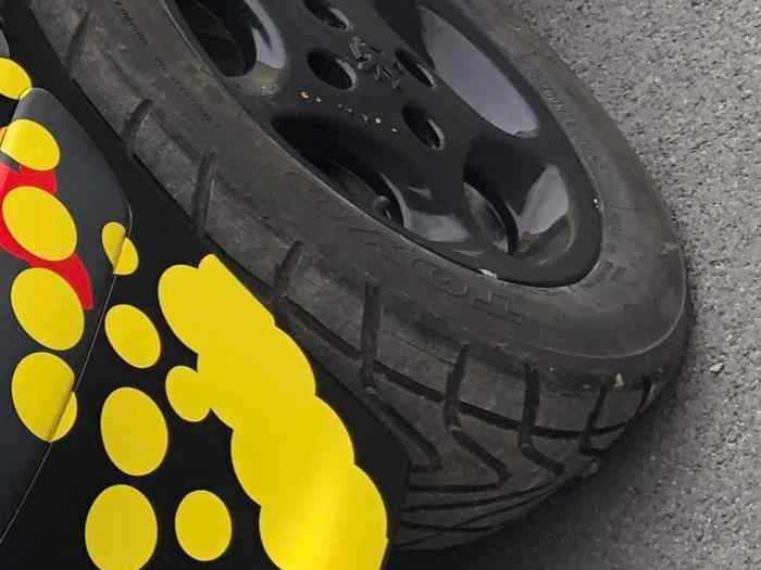 9 pneus Semi slick toyo 14 pouces 3