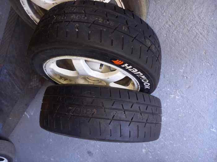 X2 pneus hankook z205 T72 180x600 R16 1
