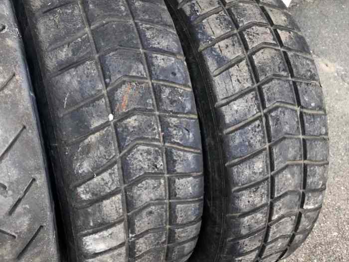 Lot pneu michelin 14 pouces SA00 P01 2