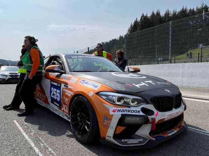 BMW M2 CS Racing 450CV 3