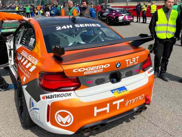 BMW M2 CS Racing 450CV 2