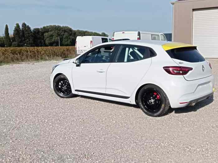 JLA rally loue 2x Clio Rc5 phase 2 - 106 A6 -(plus de106 n2s) 1