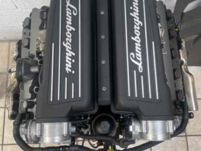 Moteur v10 lamborghini/audi