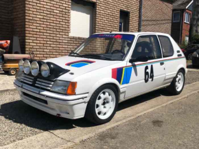 Peugeot 205 gti 1.9 phase 1 0