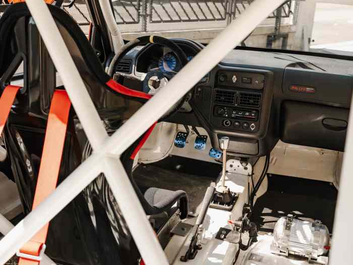 PEUGEOT 106 RALLYE S16 GR.A 1998 5