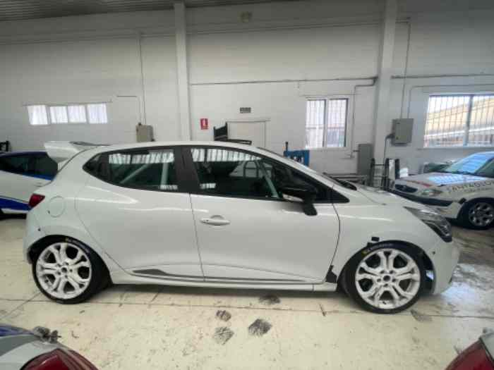 Renault Clio Cup IV X96 2