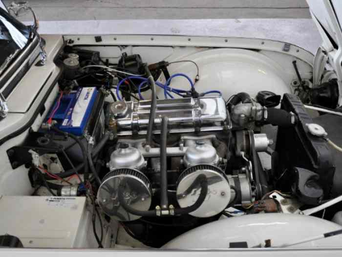 Triumph TR4A IRS 105cv ** ENTIEREMENT RESTAUREE ** 5