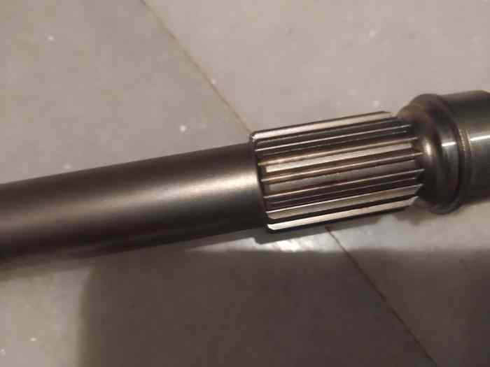 VENDU arbre embrayage neuf boite SADEV ST 75-14 clio 2/3 cup 1