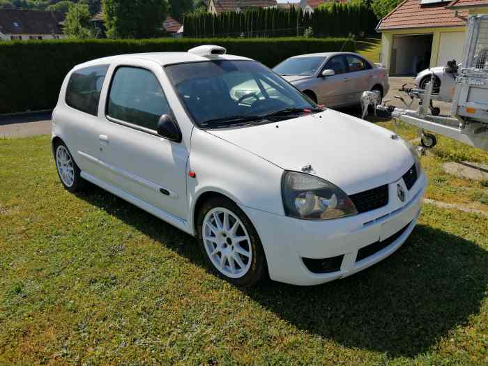 Renault Clio 2 RS groupe N3