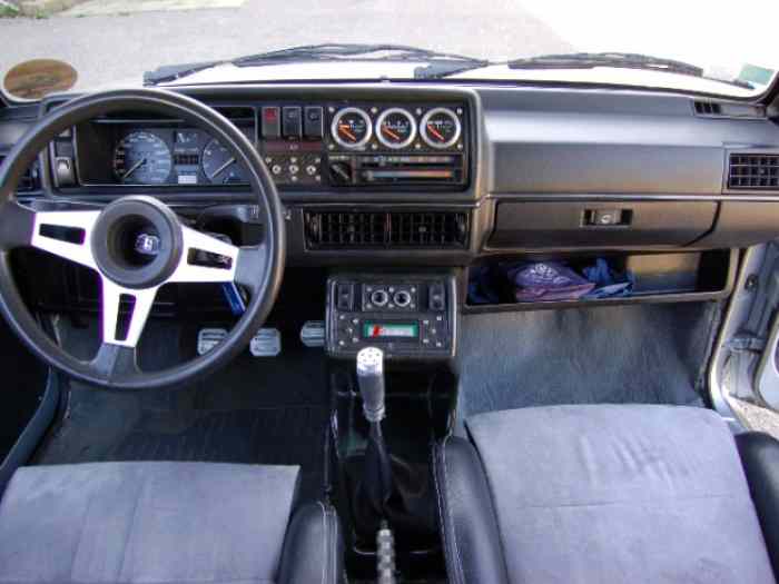 Volkswagen Golf 1 GTI swap 1800 KR optimisé par Shorb