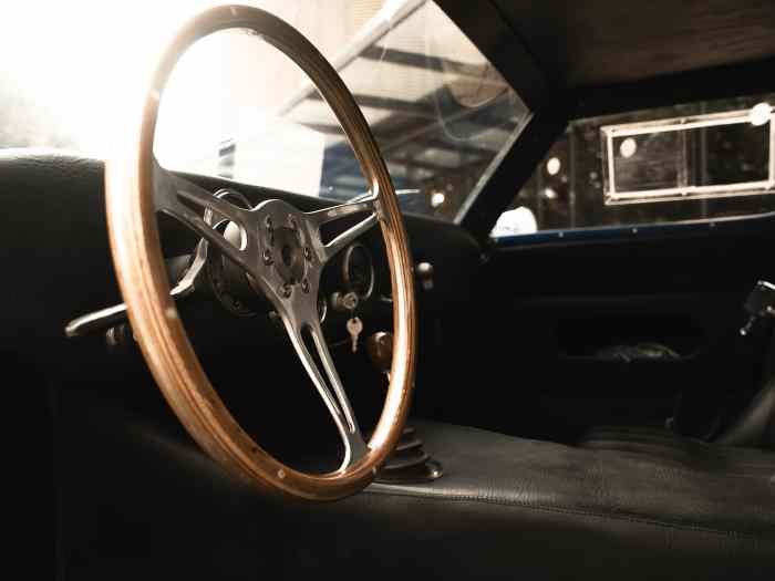 1965 SHELBY COBRA DAYTONA COUPÉ REPLICA 4