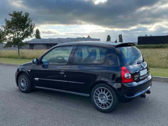 Clio 2 RS 182cv CS phase 3 - Trackday 1