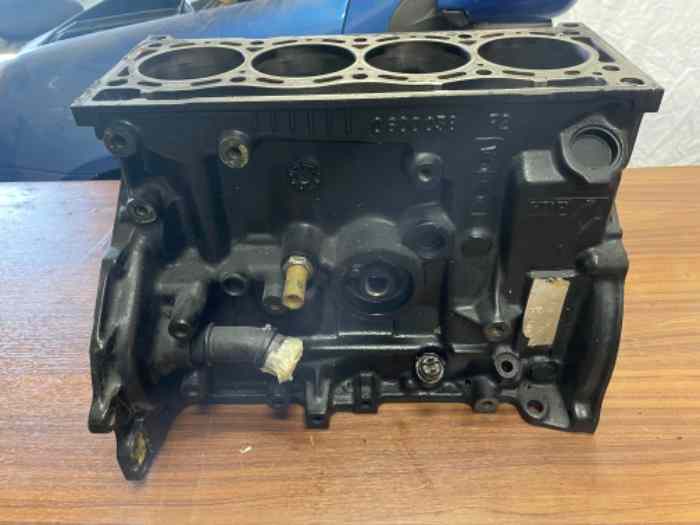 Bloc moteur clio Williams f7r 700 0