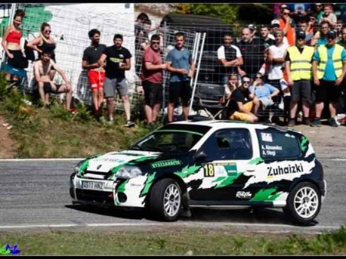 Clio f2000 1