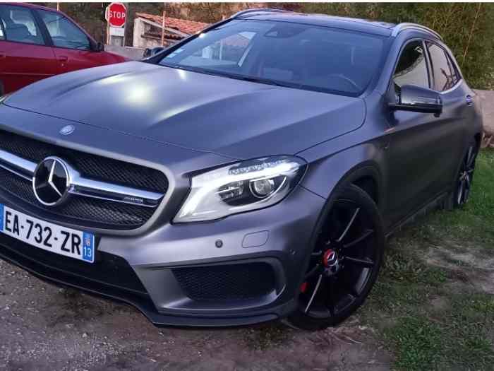 Mercedes-benz GLA AMG Signé 0