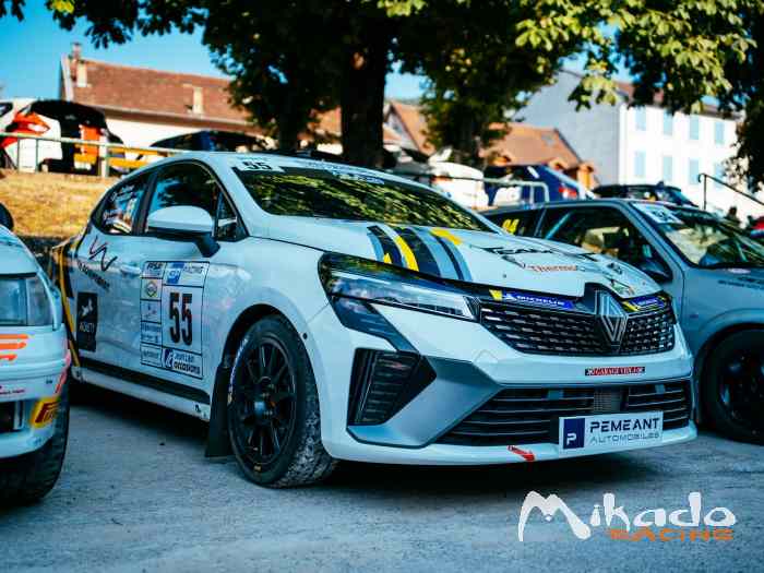 JLA rally vend 1x Clio rc5 phase 2 4