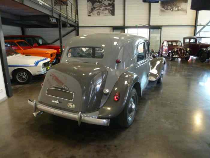 Citroën Traction 11B restaurée 1