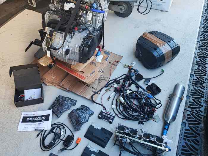 Moteur complet Honda CBR 954 RR - Carter plat, Power Commander, proto, barquette, formule 1