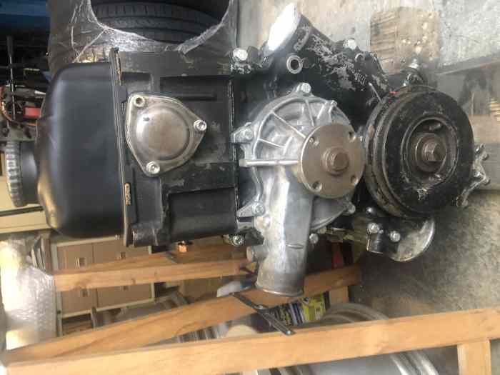 MOTEUR OPEL 2L CIH ORIGINE. 2