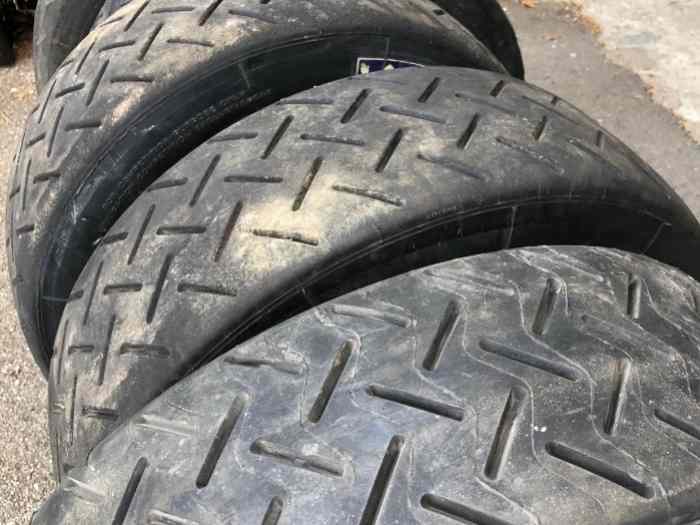 Lot pneu michelin 14 pouces SA00 P01 1