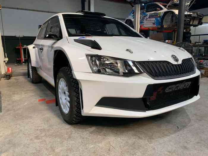 SKODA FABIA RALLYE 2 2018 2