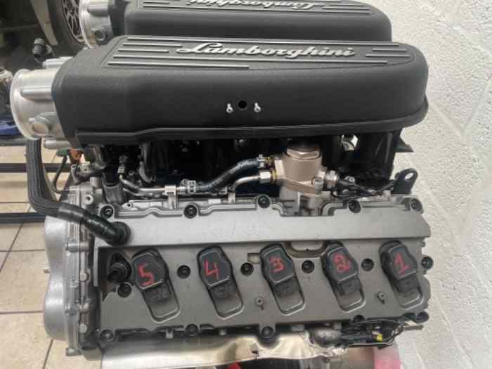 Moteur v10 lamborghini/audi 2