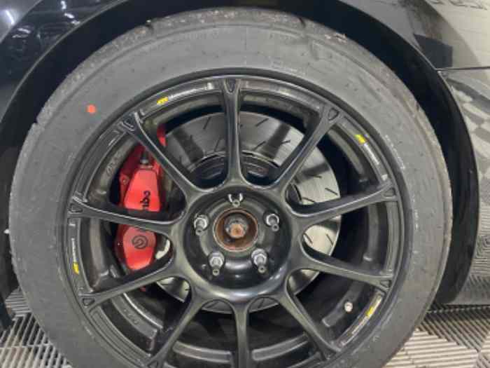 Vends megane 3RS Trophy Trackday 4