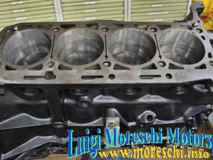 Mercedes 190E 2.3 16 Cosworth engine block 4