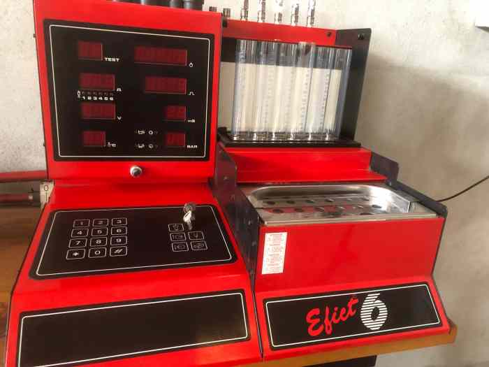BANC DE TEST ET NETTOYAGE INJECTEURS ESSENCE 0