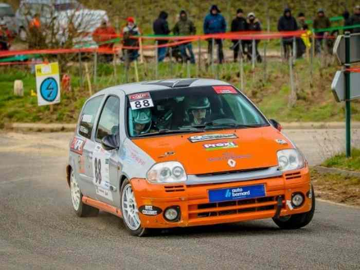 Renault Clio 2 RS1 FN3 2