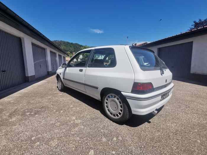 Clio 16s 1991 3